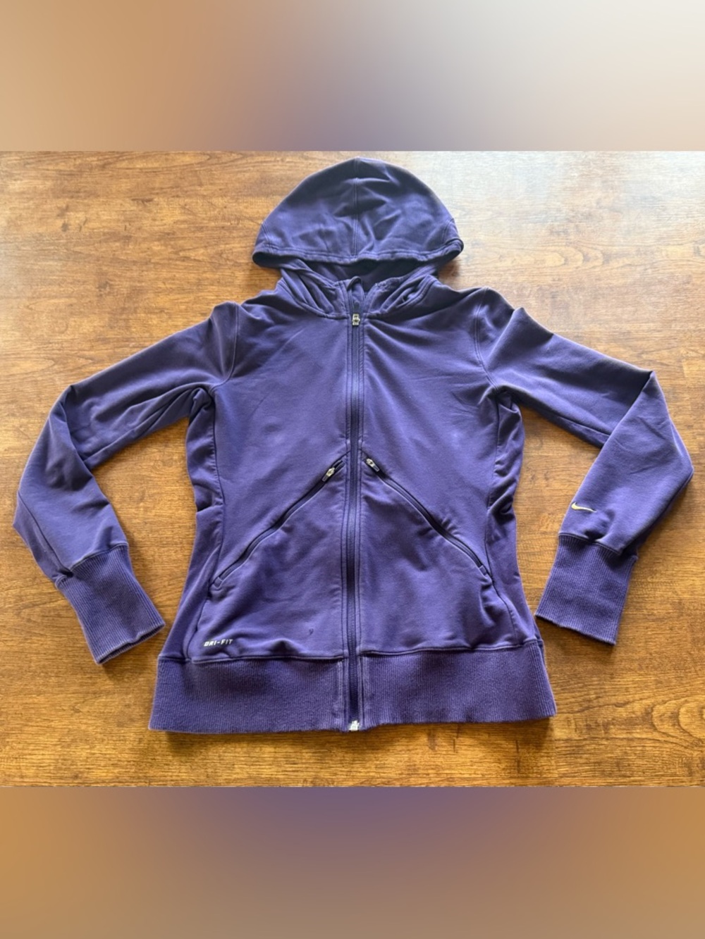 Nike Dri-FIT Full-Zip Running Jacket Women’s Medium – Purple with Thumb Holes